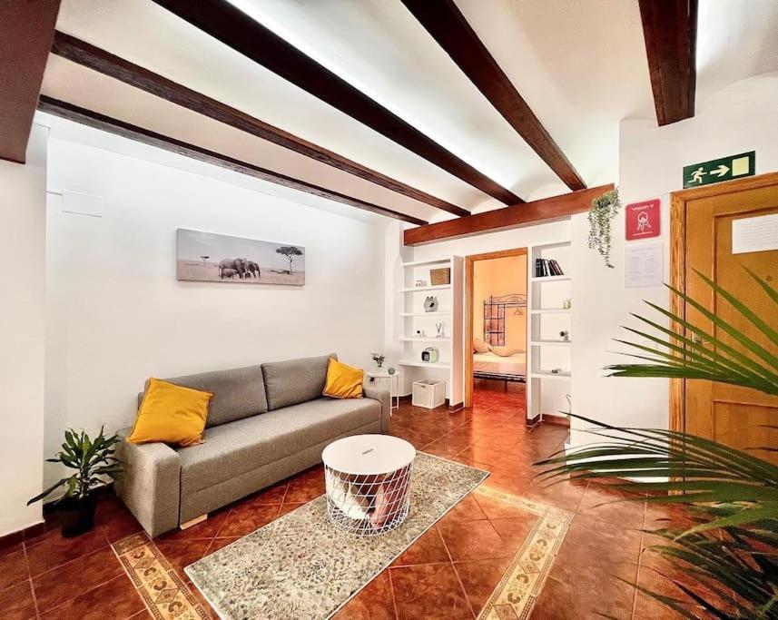 Lux Living - Valencia Center Apartment Exterior photo